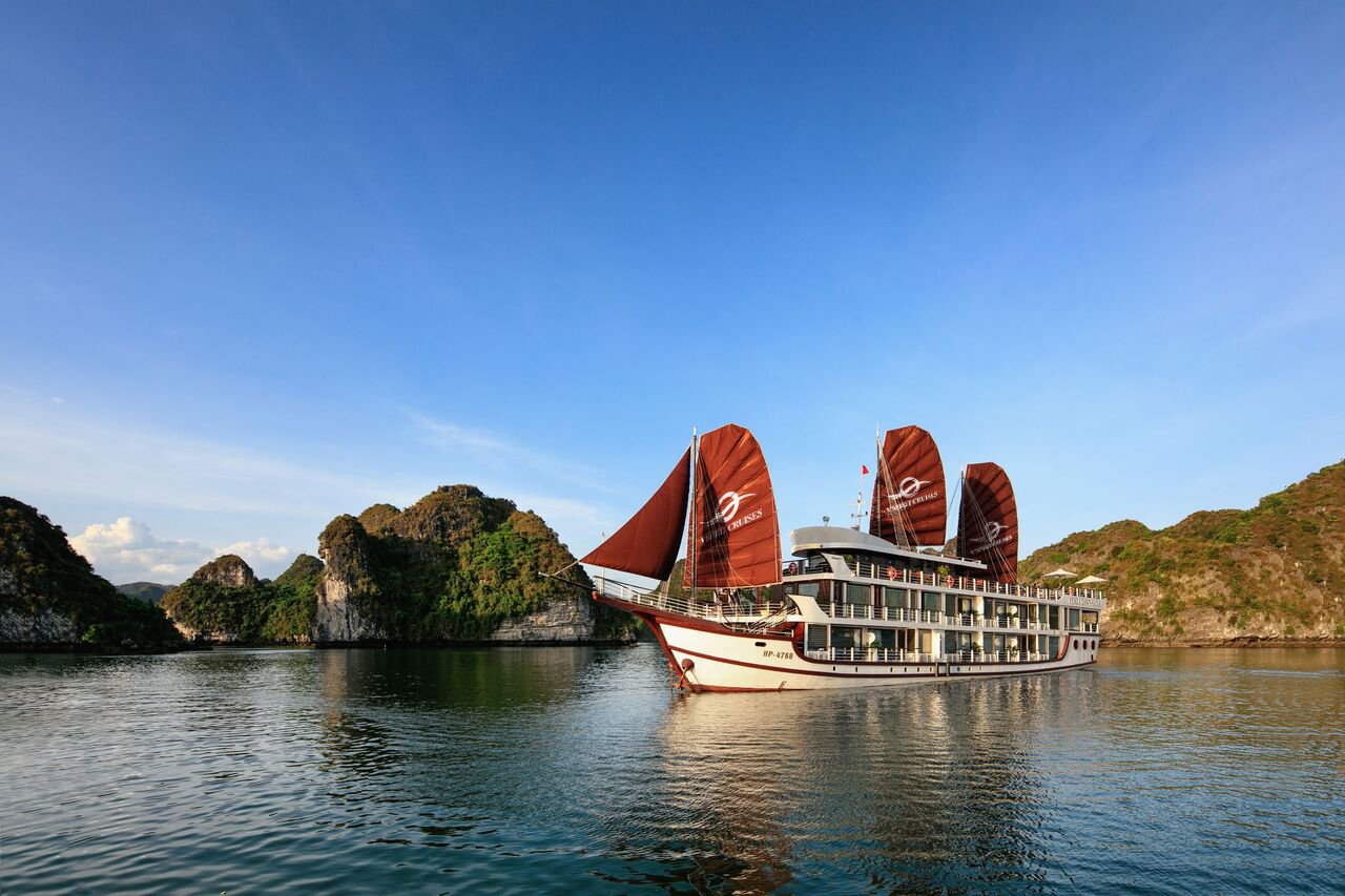 V’SPIRIT CRUISE – AUTHENTIC 2D1N HALONG BAY CRUISE