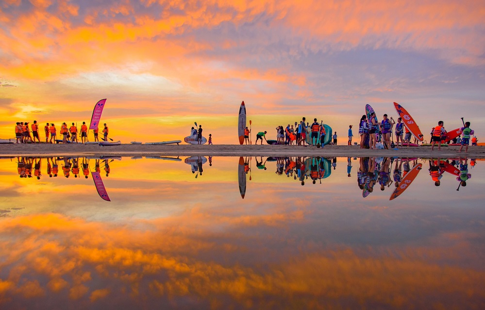 Da Nang Travel Guide – My Khe Beach at sunrise