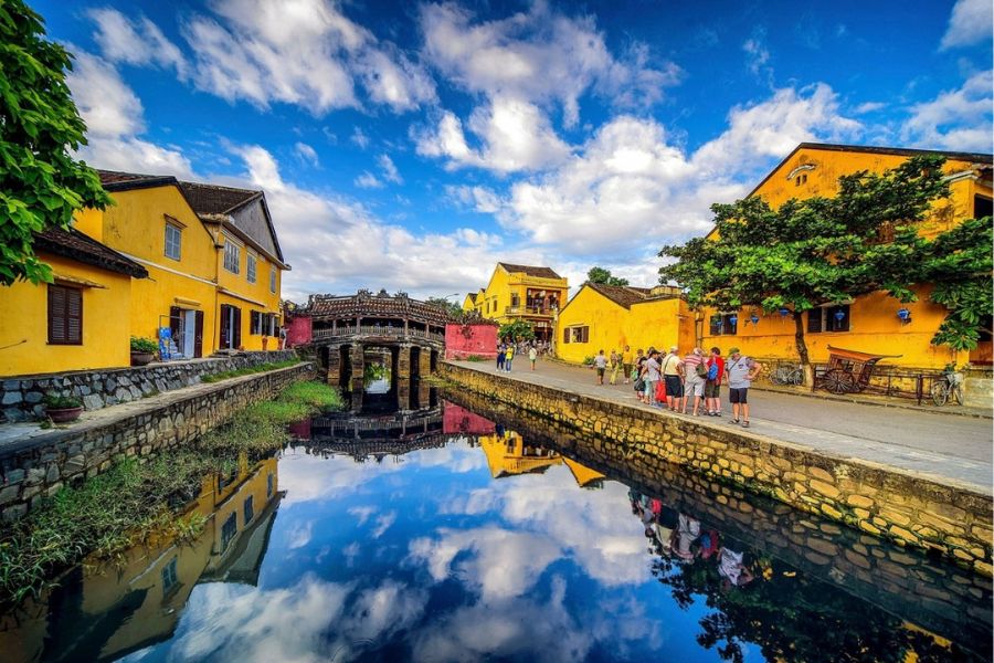 Hoi An Ancient Town lantern streets cultural travel Vietnam