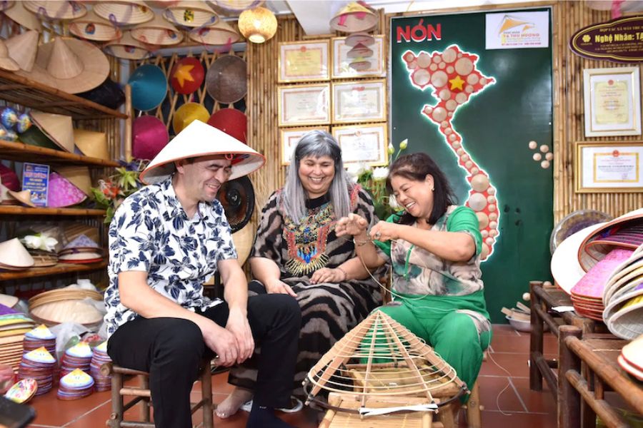 Traditional craft village experience in Vietnam📝 Caption: