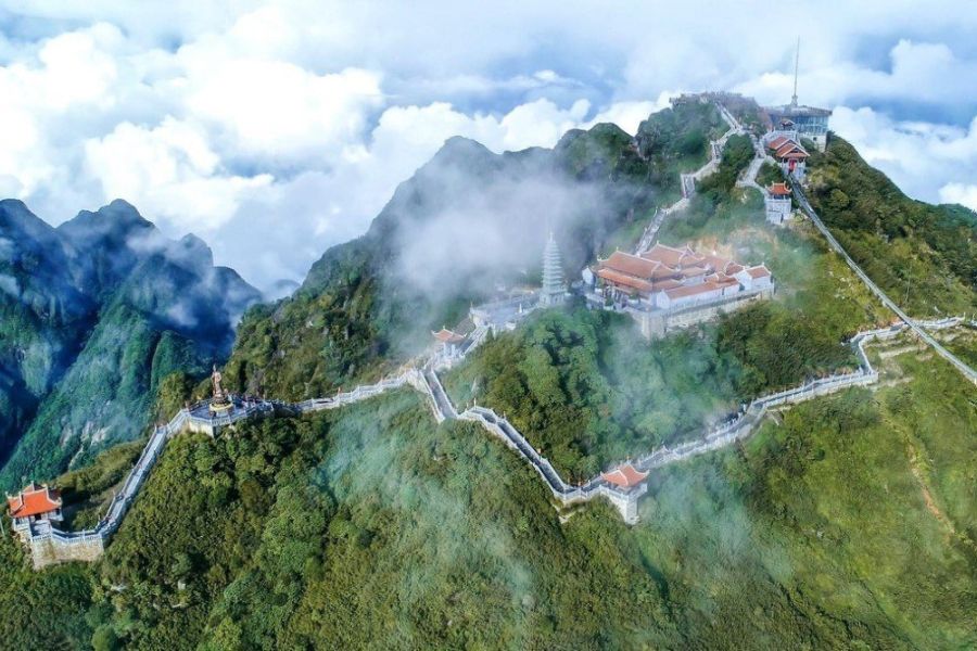 Best time to visit Vietnam with diverse landscapes from north to south