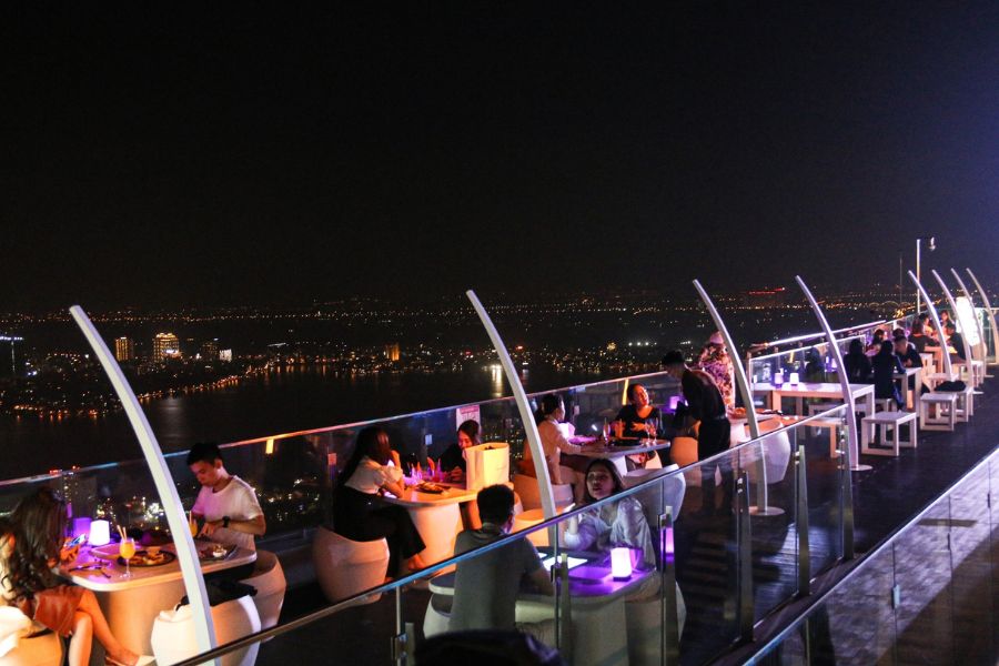 Vietnam daily travel budget example 2026