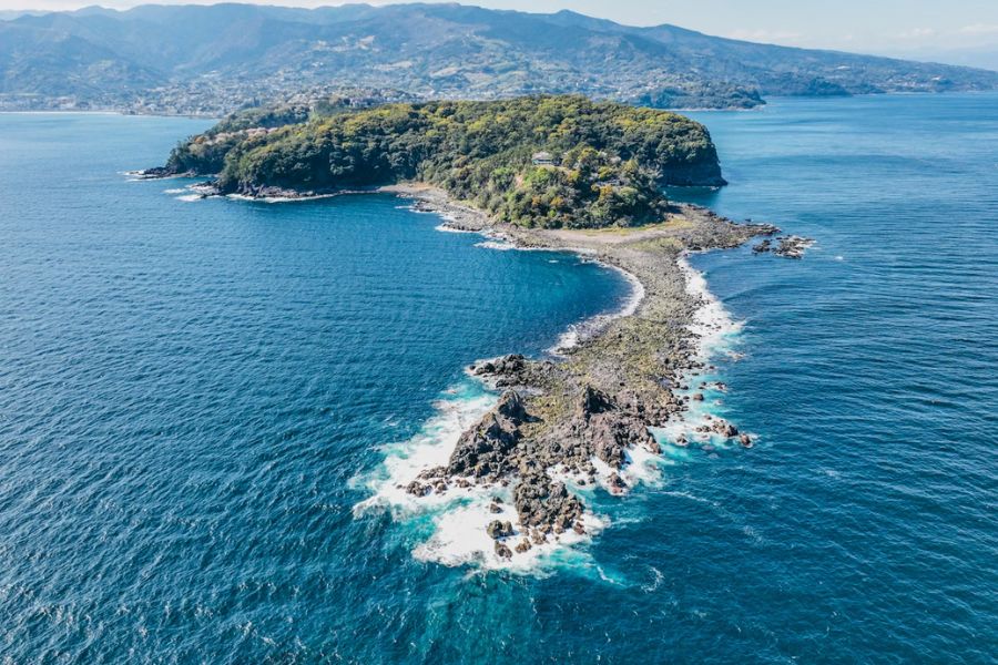 hidden gems vietnam con dao islands tropical beach