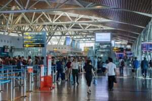 Vietnam airport guide arrival and immigration process
