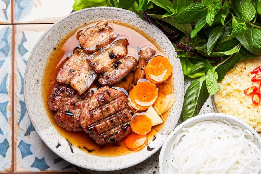 bun cha hanoi grilled pork noodles vietnam