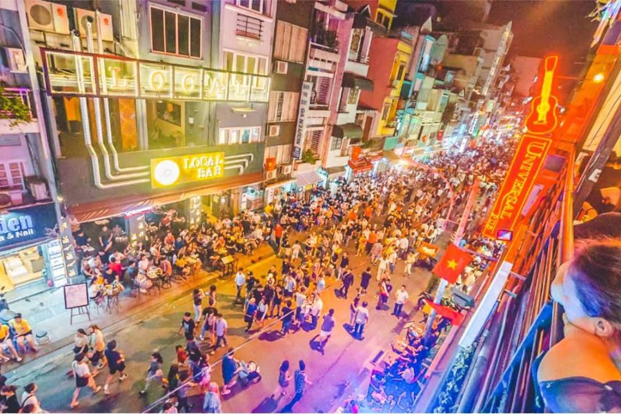 ho chi minh city nightlife vietnam vibrant