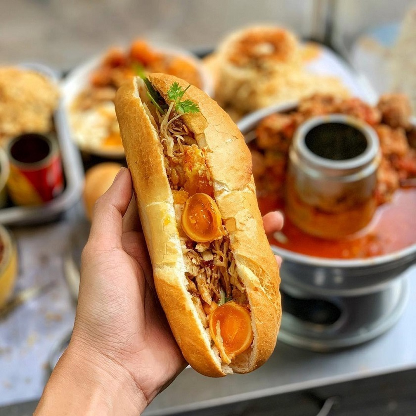 banh mi vietnam street food sandwich