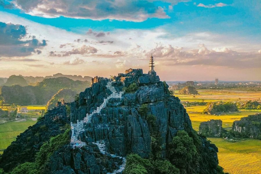 ninh binh sunset viewpoint