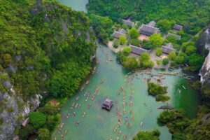 Travel Vietnam experience through landscapes and local culture