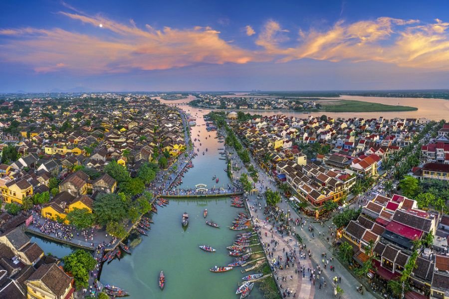 Vietnam summer travel in Da Nang and Hoi An