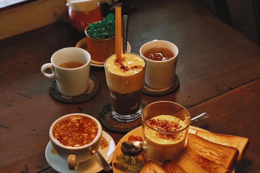 Vietnam coffee experiences with Hanoi egg coffee