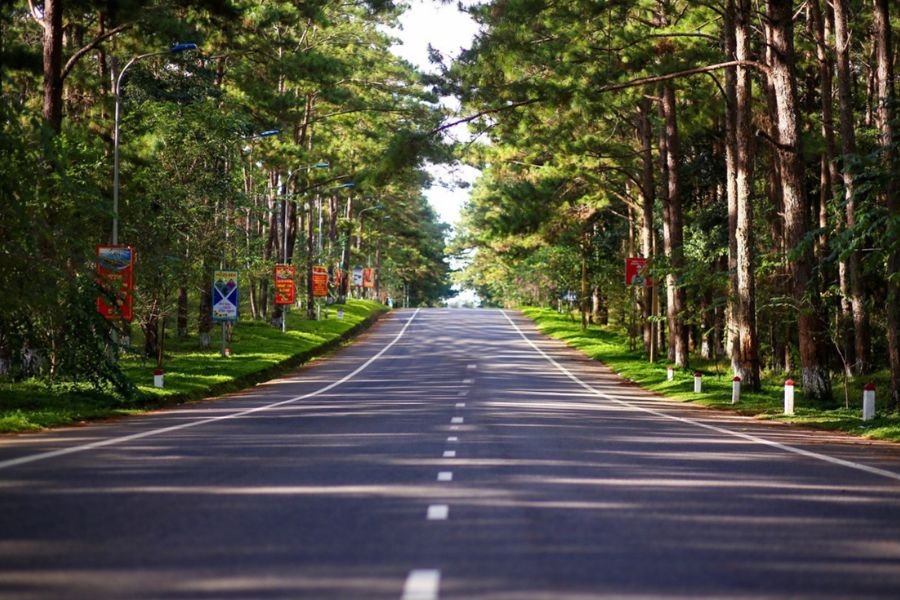 Vietnam Scenic Drives from Da Lat to Nha Trang