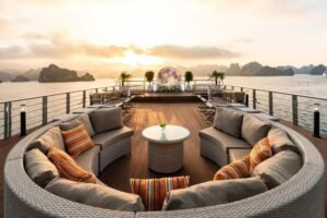 Romantic Ha Long Bay cruise for couples