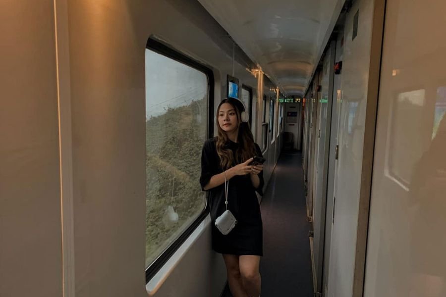 Vietnam Train Travel between Hue and Da Nang