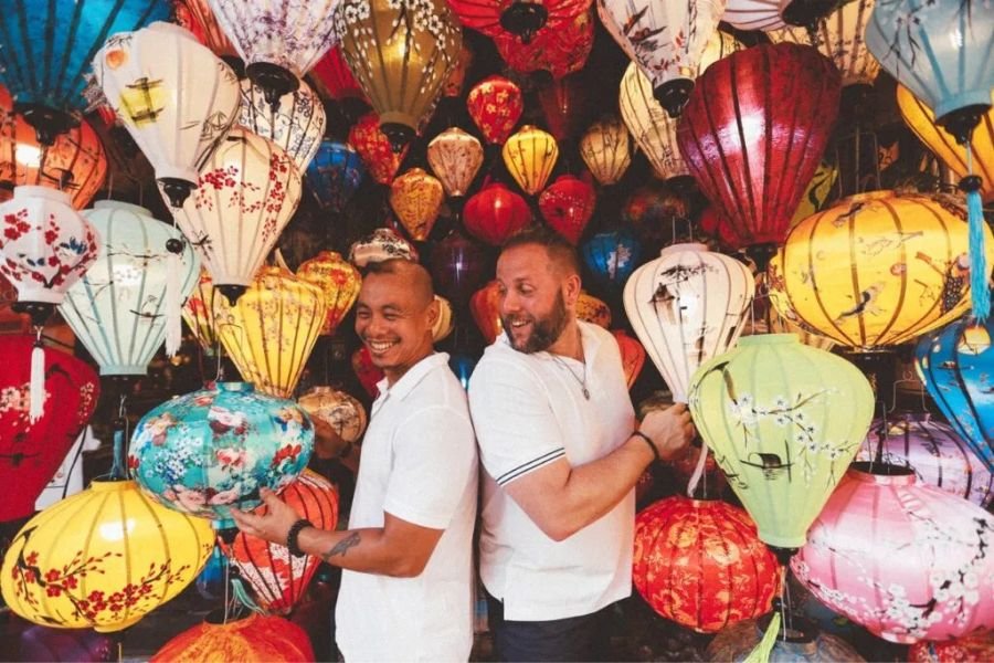 LGBT Anniversary Vietnam romantic trip in Hoi An(Chứa đúng Focus Keyword để Rank Math nhận diện