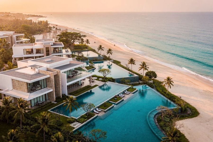 Luxury beachfront resort for couples in Vietnam