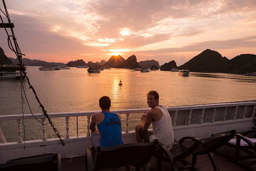 Sunset experience on an overnight Ha Long Bay cruise