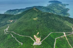 Vietnam Road Trip from North to South