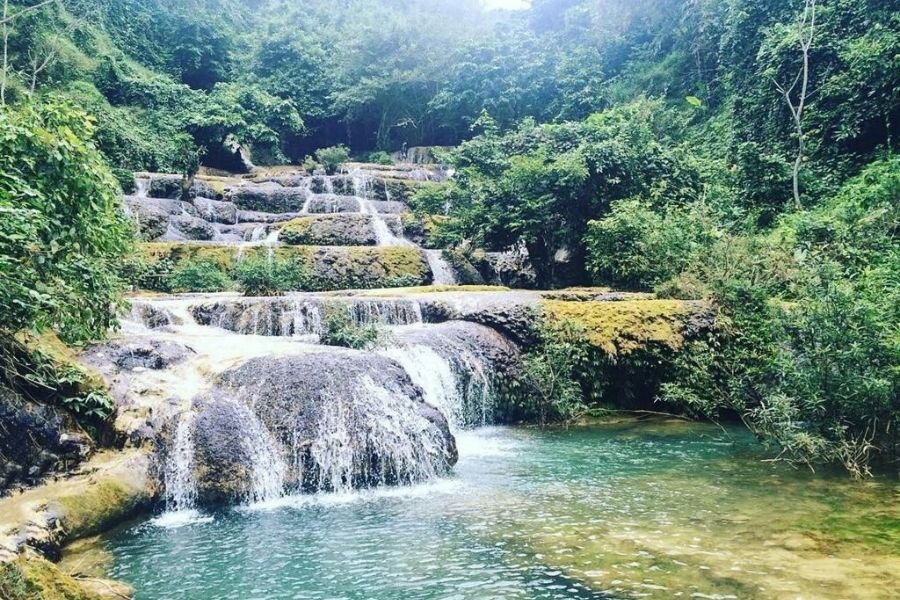 Hieu Waterfall in Pu Luong Nature Reserve